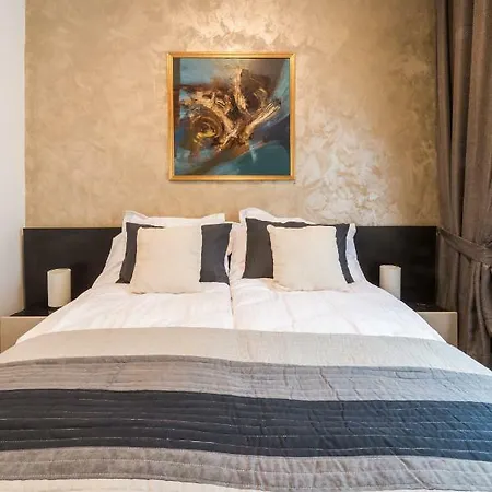Brezoianu Hause Апартаменты